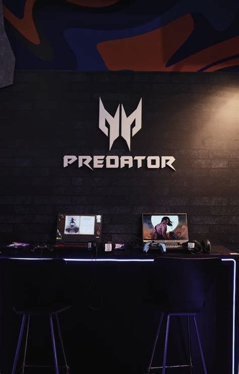 Predator Logo on Triton 300 SE Gaming Laptop Palmrest · Free Stock Photo