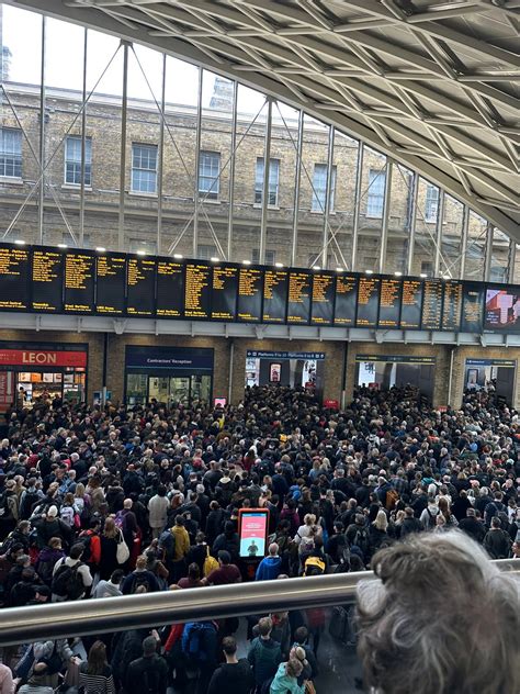 King's Cross station closed due to 'overcrowding' amid Storm Babet and