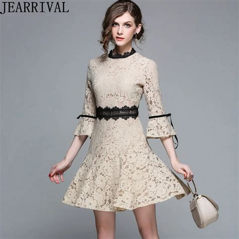 Elegant Lace Dress 2018 New Spring Fashion Women Flare Sleeve Stand Collar Vinatge Office Runway