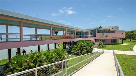 Look Inside Flamingo Lodge The Only Hotel In Everglades National Park