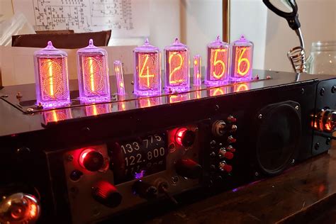 Someone DIY Ed A Freaking Cool Nixie Tube Clock Bluetooth Speaker