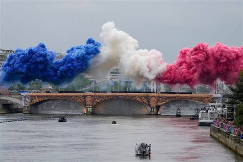 La Cérémonie Douverture Des Jeux De Paris 2024 En A Mis Plein La Vue Équipe Canada Site