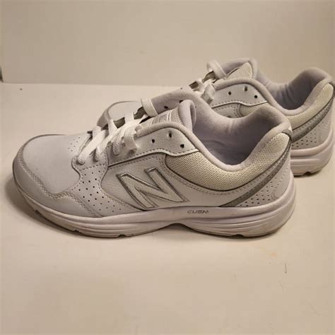 New Balance Shoes New Balance Womens White Comfort Ride Wa Lw