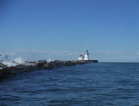 WC-LIGHTHOUSES: PRESQUE ISLE LIGHTHOUSE-ERIE, PENNSYLVANIA