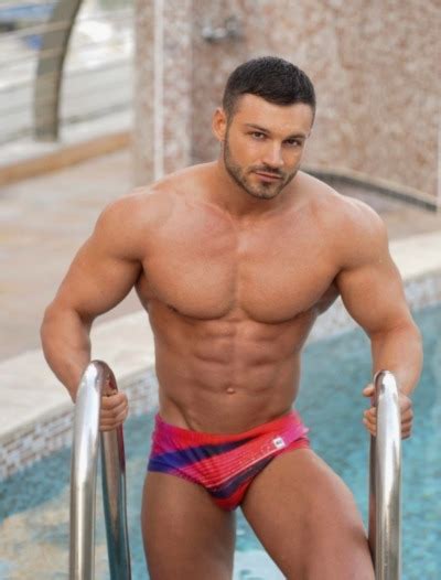 Another Hot Guy Who Wears A Speedo Take Note Tumbex