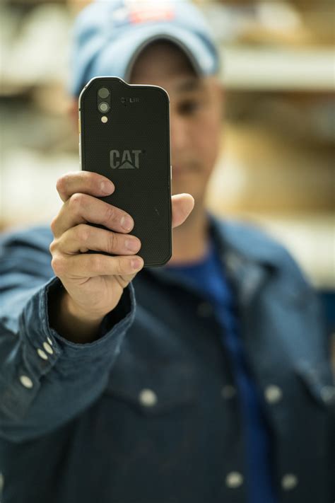 CAT S61 rugged phone unveiled, coming to MWC 2018 - NotebookCheck.net News