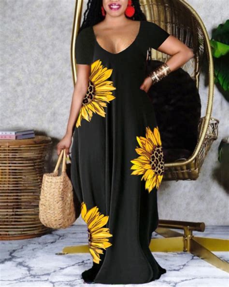 Plus Size Sunflower Print Short Sleeve Maxi Dress