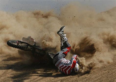 Extreme Motorcycle Stunts (29 pics)