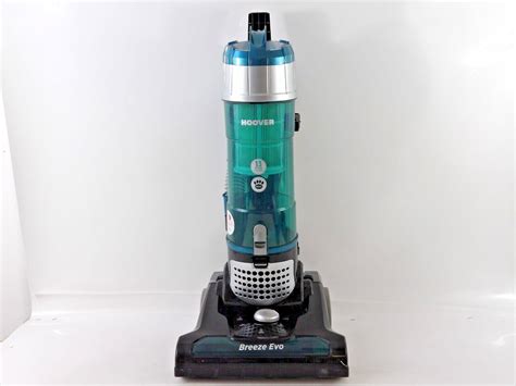 Hoover Breeze Evo Upright Bagless Vacuum Cleaner Bagless A B