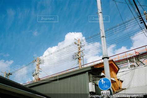 電線のある風景の写真・画像素材 6330229 Snapmart（スナップマート）