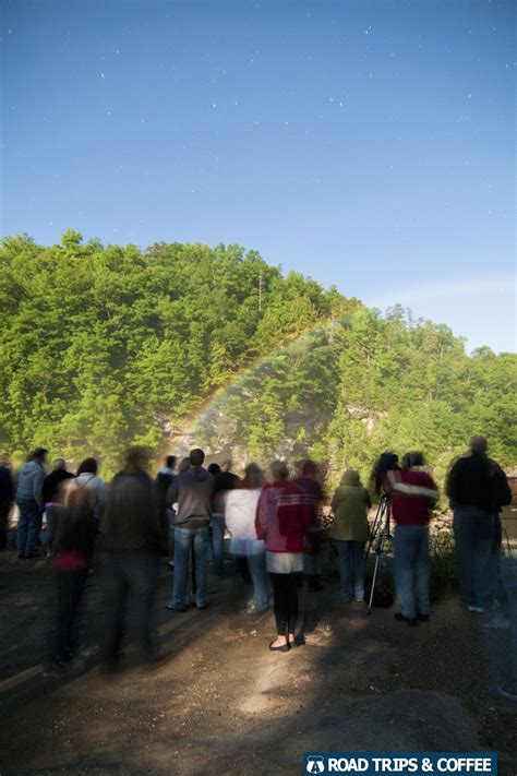 How To See The Spectacular Moonbow At Cumberland Falls State Resort