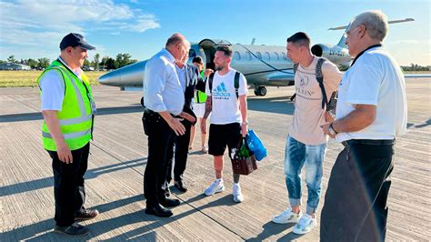 Un Gobernador Logró La Foto Con Messi Que No Pudo Tener Alberto