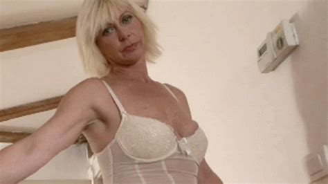 FIRST VIDEO AND FIRST BBC IN HER HOLES Milf Gilf Cougar Clips Sale