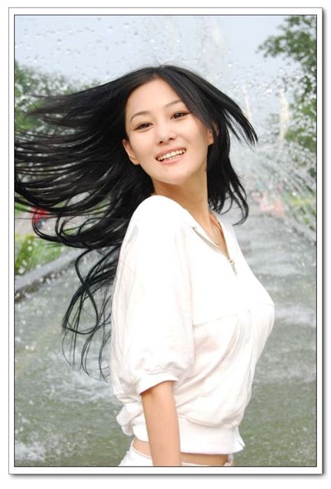 Chinese Female Actress Wallpapers Images Nice Hot Girls