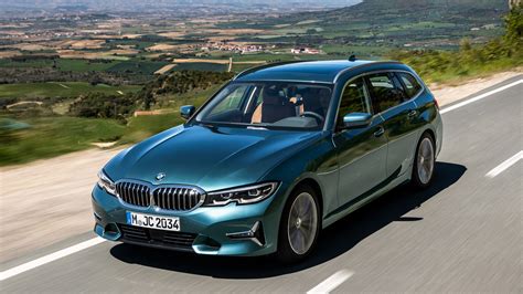 2020 BMW 3-Series Sports Wagon revealed