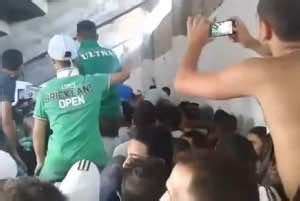 Raja Casablanca Fans Raise Slogans Supporting ISIS