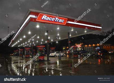 6 Racetrac Patterns Images, Stock Photos & Vectors | Shutterstock