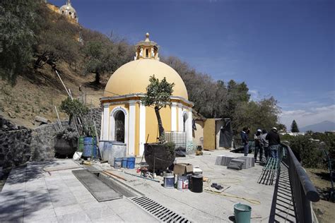 Hallan Nacimiento De Agua Sagrada En La Gran Pir Mide De Cholula De