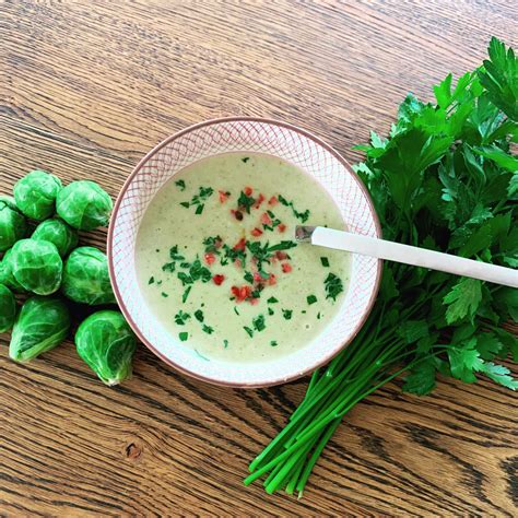 Cremige Rosenkohlsuppe mit Speckwürfeln Nicht noch ein Foodblog