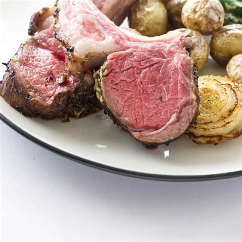 Sous Vide Rack of Lamb with Garlic and Rosemary - Savor the Best