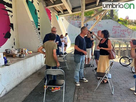 Terni I Clochard Di Ponte Carrara Hanno Finalmente Una Casa Umbriaon