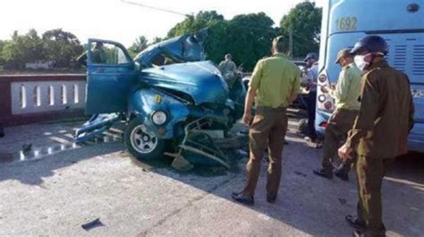 Al Menos Cuatro Fallecidos En Un Accidente De Una Guagua Que Cubría La