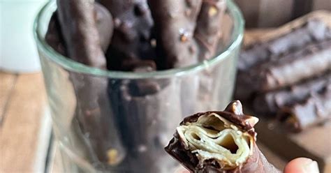 Resep Chocolate Fingers Cuma Dari Kulit Pangsit Oleh Windri Aries