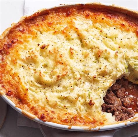 Cauliflower Shepherd's Pie - Honest Cooking Magazine