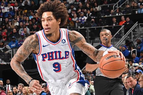 Watch Kelly Oubre Come Up With Big Points In Sixers Win Fast