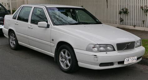 Volvo S70 1997 2000 Sedan OUTSTANDING CARS