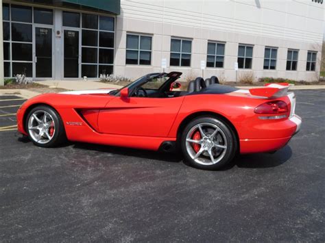 2010 Dodge Viper SRT | Midwest Car Exchange