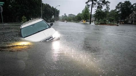 El Panorama En Varios Condados De Texas Por Las Inundaciones Casas