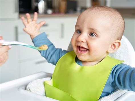 Qué es el Baby Led Weaning y con cuáles alimentos se debe iniciar