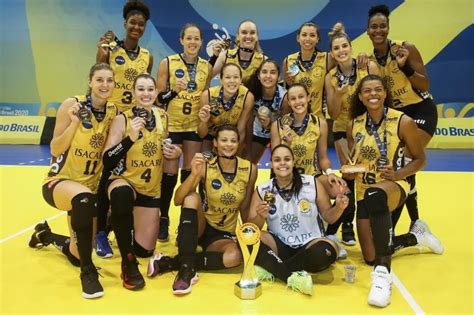 Praia Clube vence SESC Flamengo e fica o título do Troféu Super