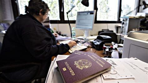 Il Passaporto Impossibile La Questura Di Genova Vara Gli Open Day La