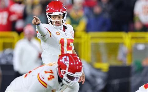 Bills vs Chiefs Free Pick and Predictions: Playoff Implications