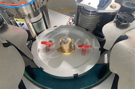 Automatic Linear Type Hot Melt Glue OPP Labeling Machine BAIKAL