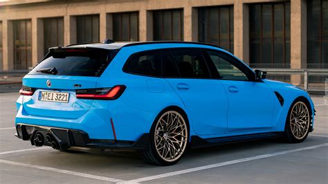 Niebieskie Bmw M Touring Competition