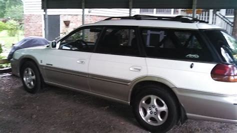 Purchase Used 1998 Subaru Legacy Outback Wagon 4 Door 25l In