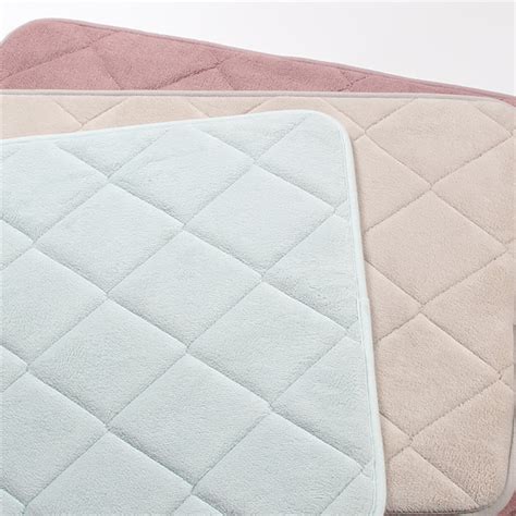 Embossed Flannel Surface Microfiber Memory Foam Bath Mat PVC Backing