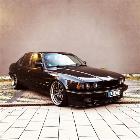 Alpina Classic Bimmer on Instagram: "E32 ALPINA B11 4.0 V8 . . . #e32bmw #e32 #bmwv8 #bmwe32 # ...