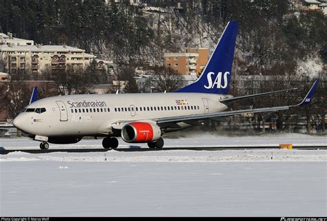 SE REZ SAS Scandinavian Airlines Boeing 737 76N WL Photo By Marco Wolf