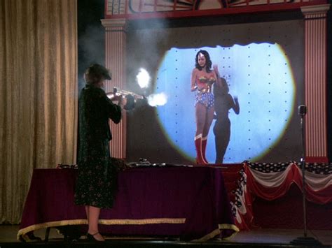 Mike's Movie Cave: Wonder Woman (1975) – Pilot Review