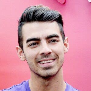 25 Ways to Style Your Hair Like Joe Jonas Haircuts - 2023