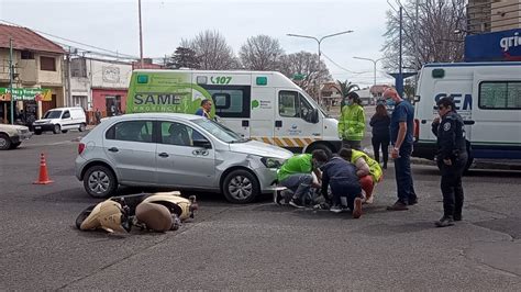 Una Motociclista Hospitalizada Tras Ser Embestida Por Un Auto Canal