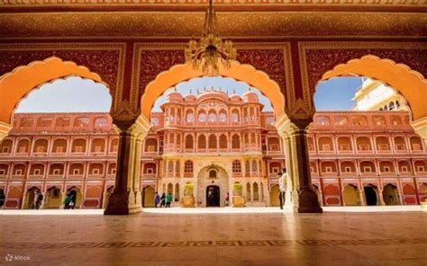 Explore India S Golden Triangle On A Day Delhi To Agra And Jaipur