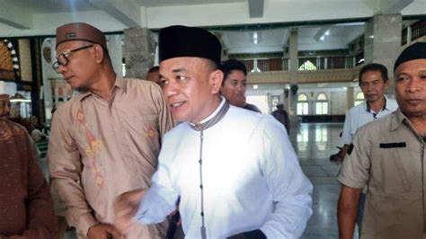 Wali Kota Palu Jadi Khatib Salat Jumat Di Masjid Agung Luwuk