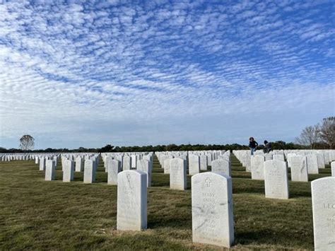 SARASOTA NATIONAL CEMETERY - Updated January 2025 - 110 Photos & 18 ...