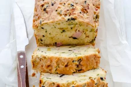 Recette Cake Courgettes Et Lardons Facile Mes Recettes Faciles