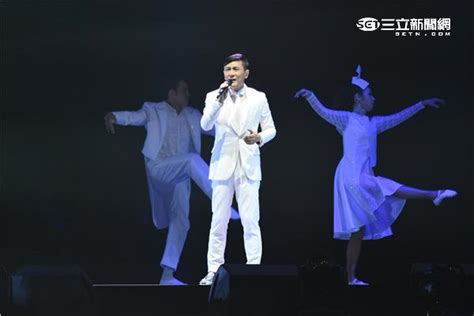 張信哲2016還愛光年世界巡迴演唱會｜娛樂圖輯｜娛樂星聞 Starsetncom